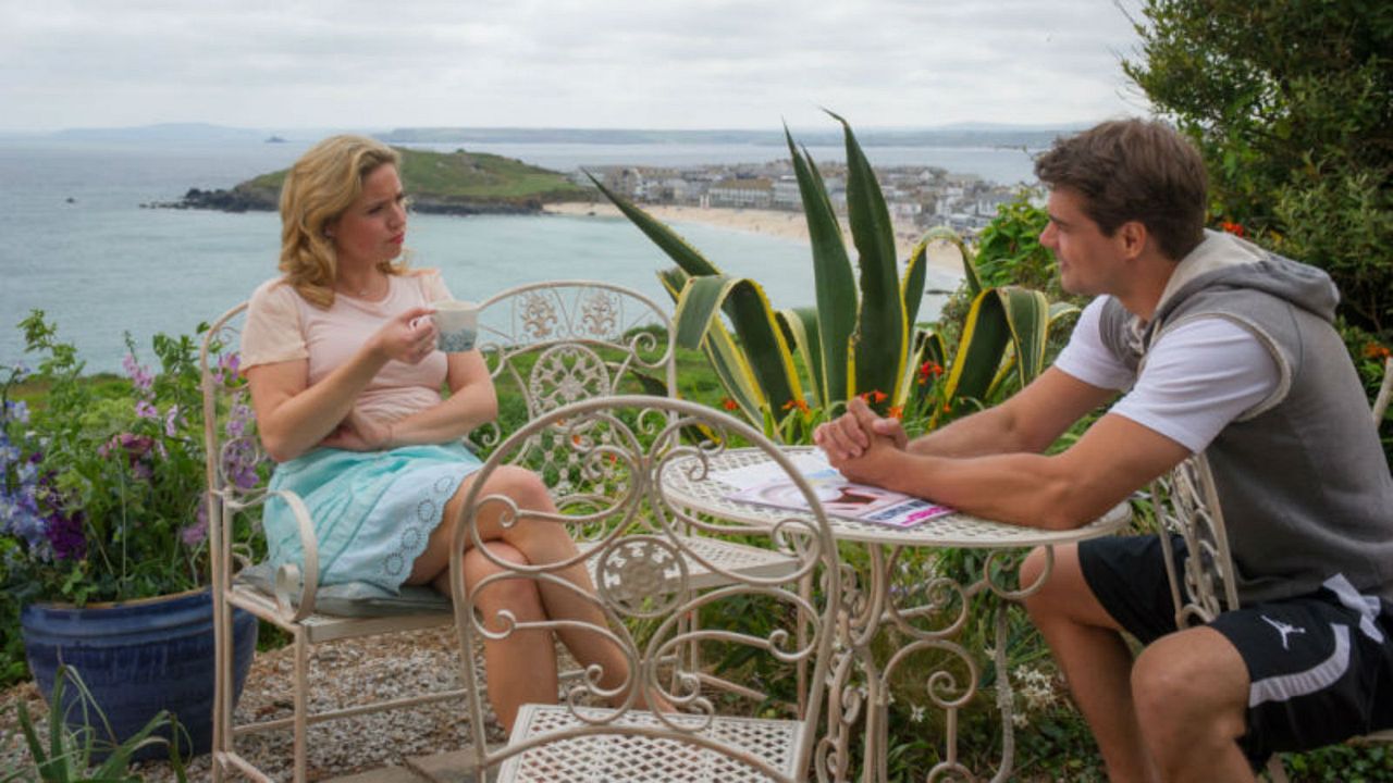 Rosamunde Pilcher: Rundum glücklich : Bild Caroline Frier