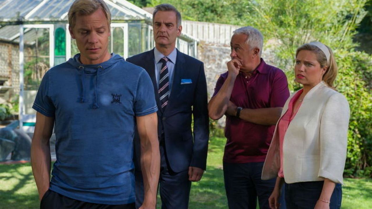 Rosamunde Pilcher: Rundum glücklich : Bild Caroline Frier