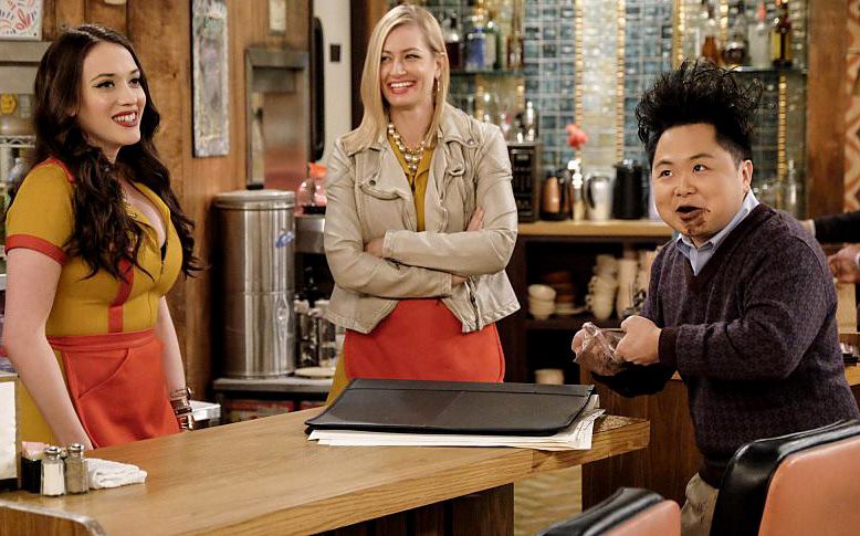 2 Broke Girls : Bild Matthew Moy, Beth Behrs, Kat Dennings