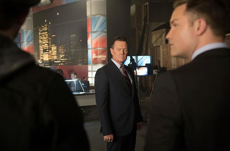 Scorpion : Bild Robert Patrick, Scott Porter