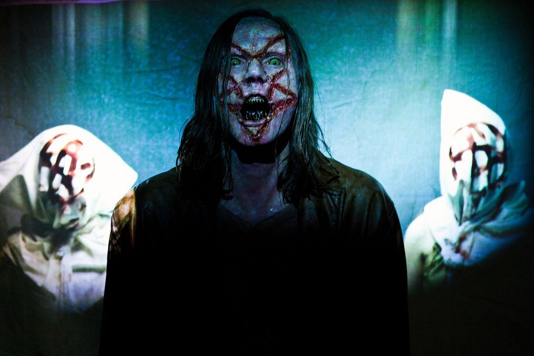 Last Shift : Bild Joshua Mikel