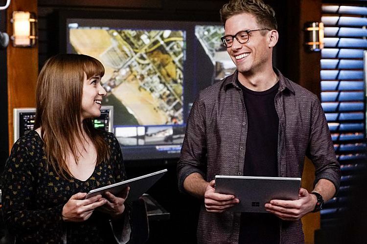 Navy CIS: L.A. : Bild Renee Felice Smith, Barrett Foa