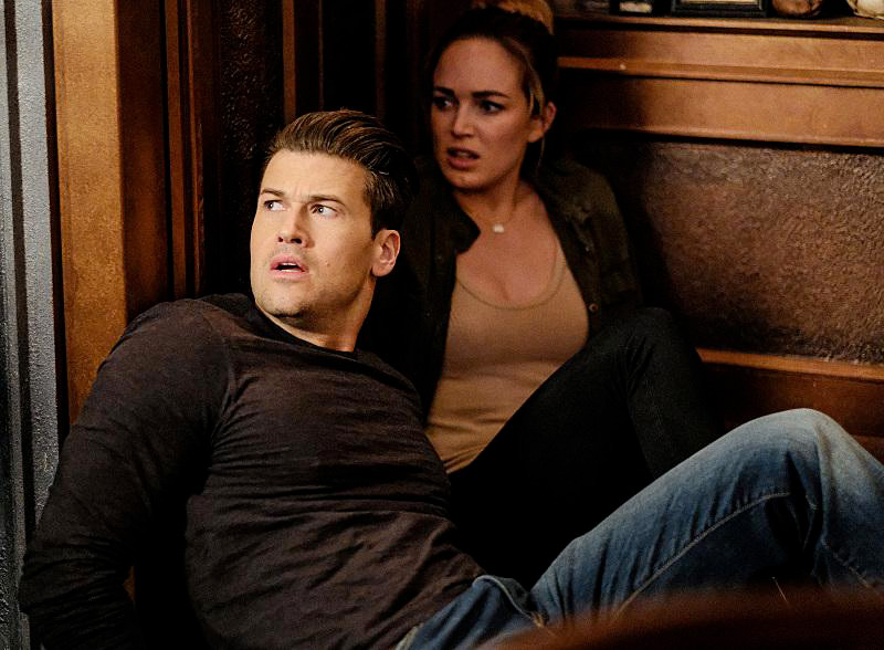 DC's Legends Of Tomorrow : Bild Nick Zano, Caity Lotz