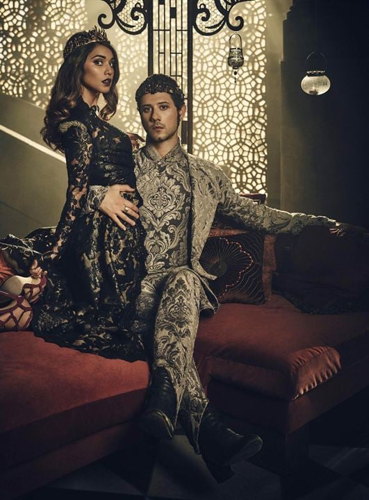 Bild Stella Maeve, Hale Appleman