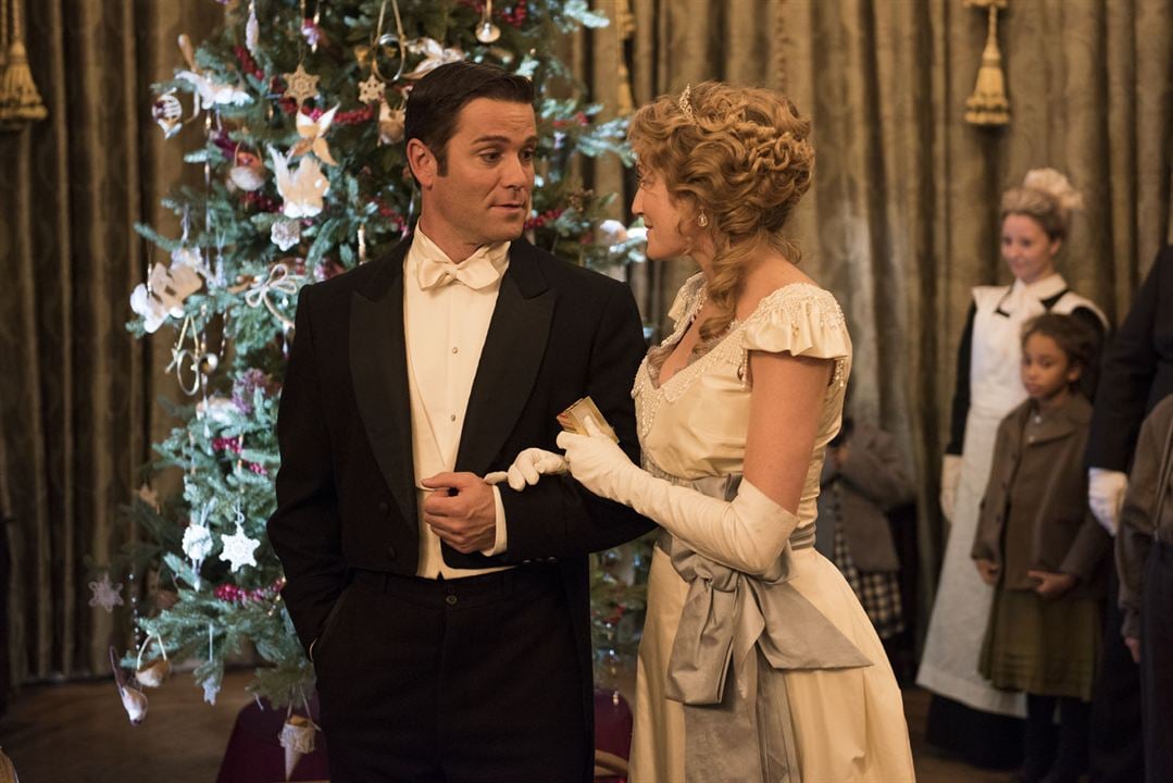 Murdoch Mysteries - Auf den Spuren mysteriöser Mordfälle : Bild Yannick Bisson, Helene Joy