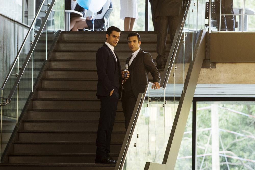 Incorporated : Bild Saad Siddiqui, Sean Teale