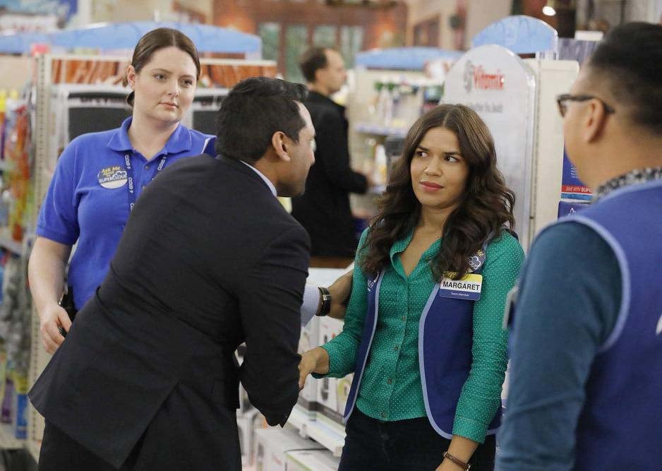 Superstore : Bild Lauren Ash, America Ferrera, Ravi Patel