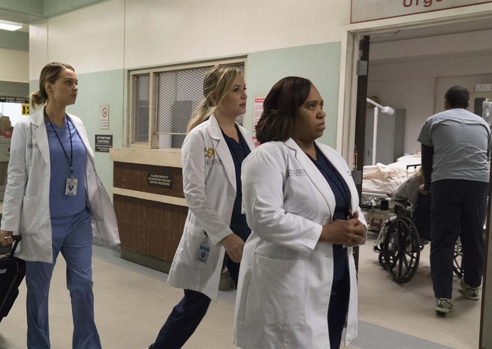 Grey's Anatomy - Die jungen Ärzte : Bild Jessica Capshaw, Camilla Luddington, Chandra Wilson