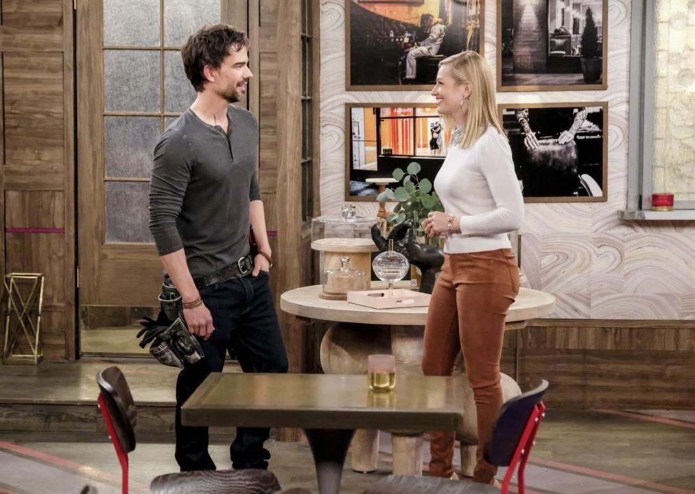 2 Broke Girls : Bild Beth Behrs, Christopher Gorham