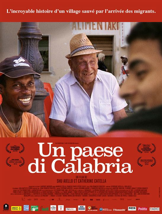 Un Paese di Calabria : Kinoposter