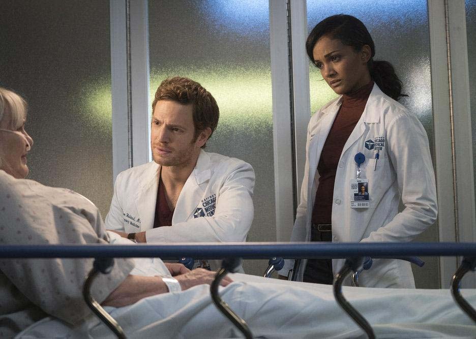 Chicago Med : Bild Nick Gehlfuss, Mekia Cox