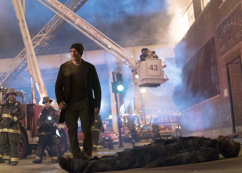 Chicago Fire : Bild Elias Koteas