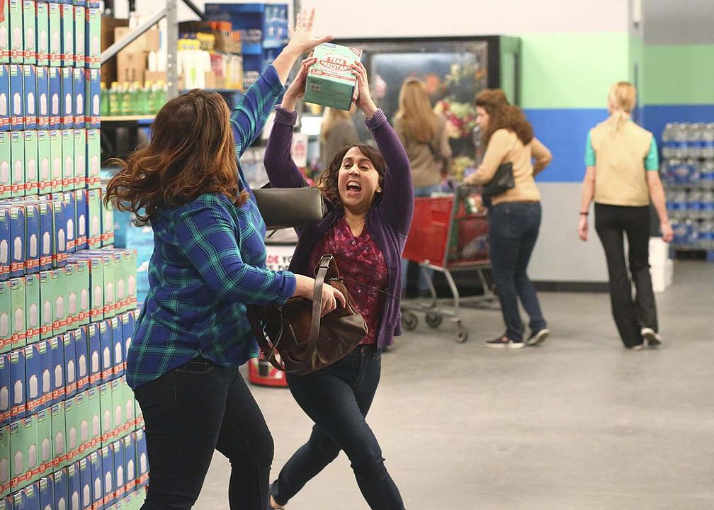 American Housewife (2016) : Bild Jennifer DeFilippo