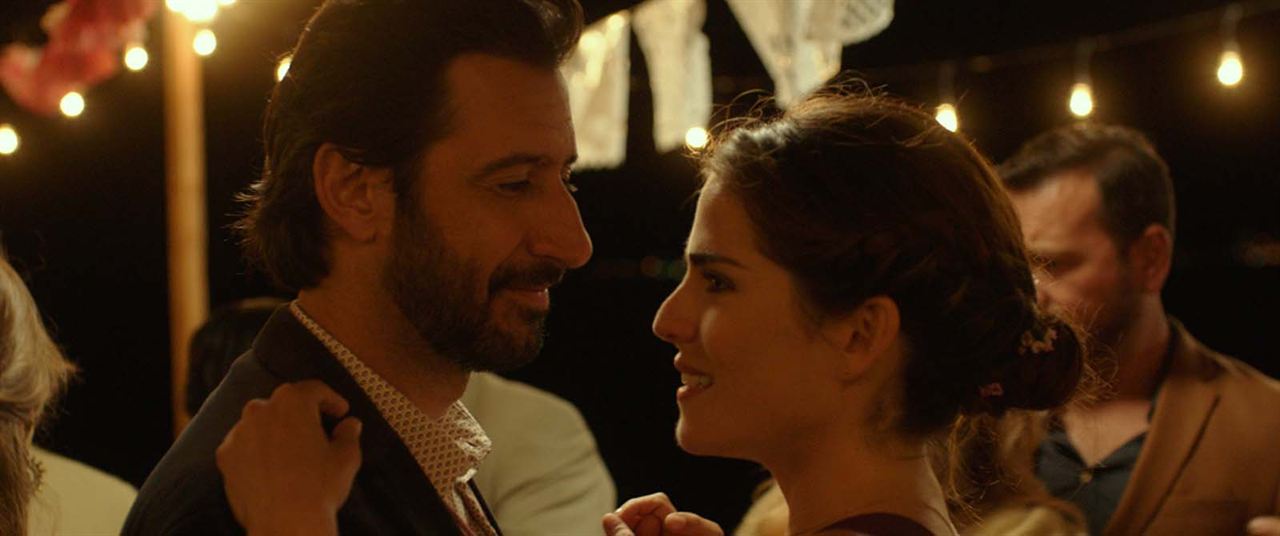 Todos queremos a alguien : Bild Karla Souza, José Maria Yazpik