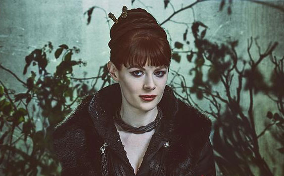 Bild Emily Beecham