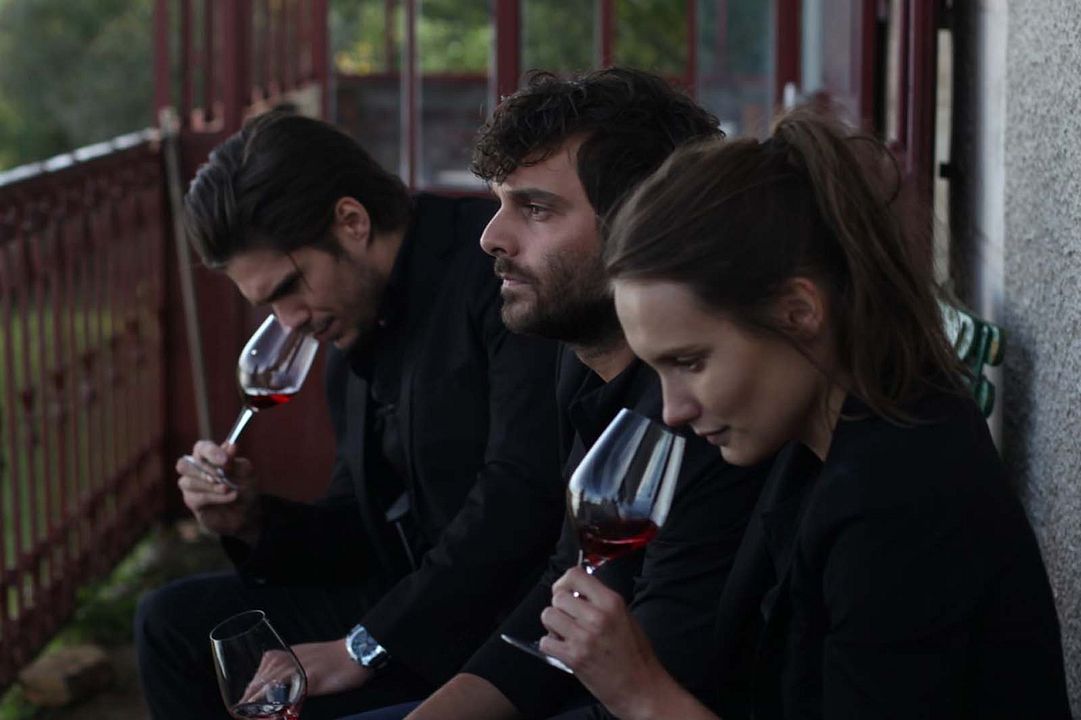 Der Wein und der Wind : Bild Pio Marmaï, François Civil, Ana Girardot