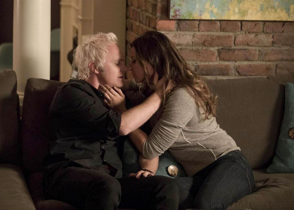 iZombie : Bild Aly Michalka, David Anders