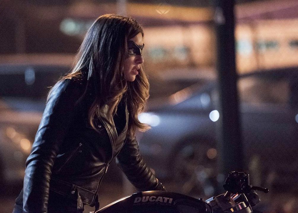 Arrow : Kinoposter Juliana Harkavy