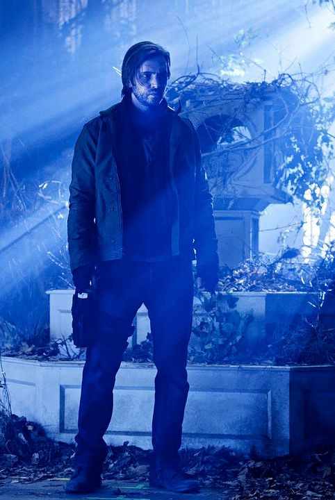 12 Monkeys : Bild Aaron Stanford