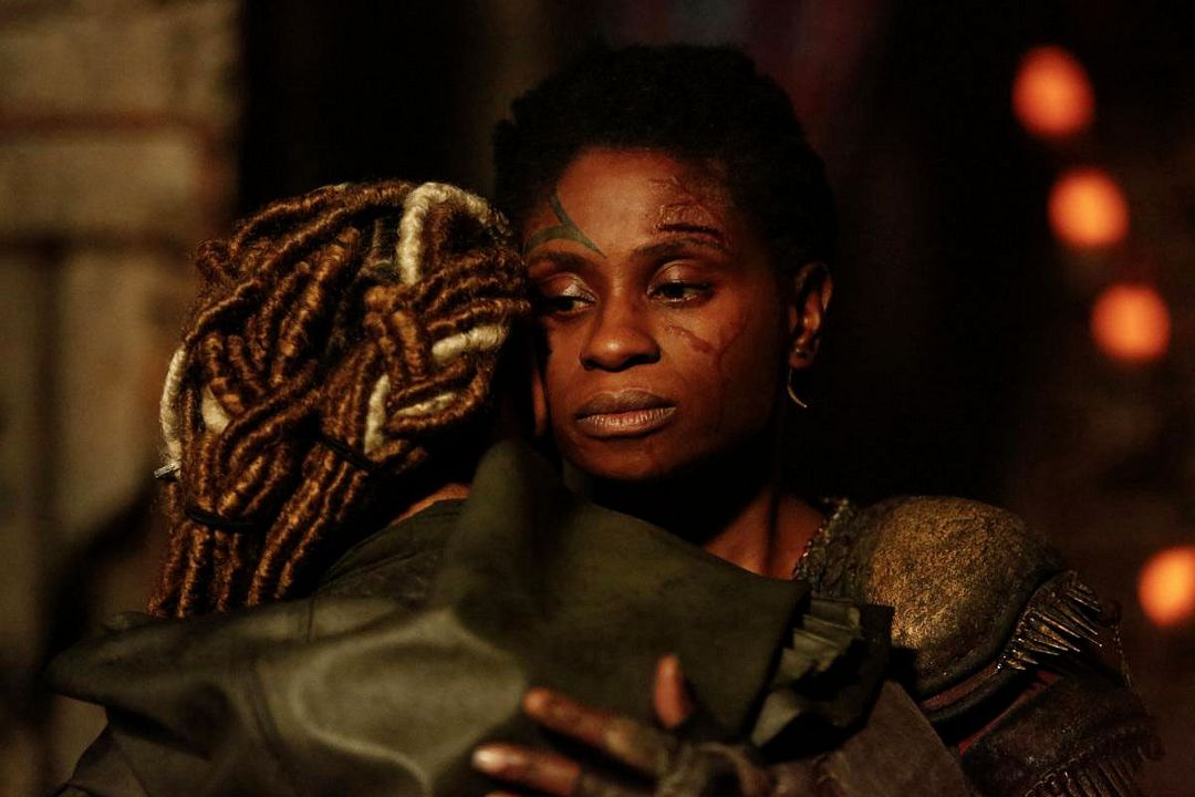 The 100 : Bild Adina Porter