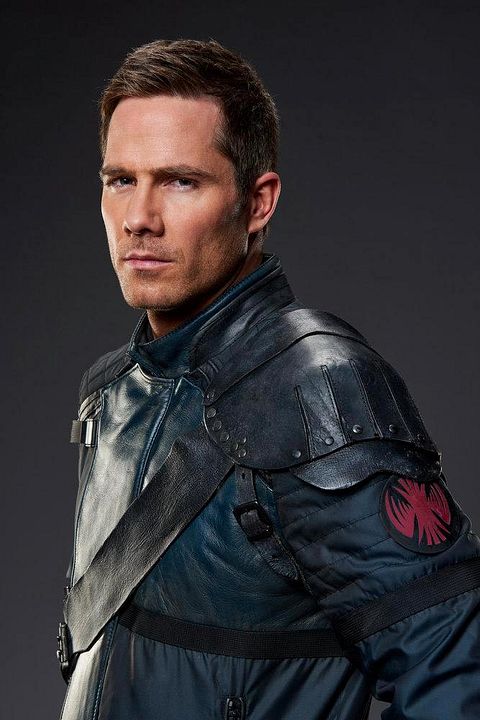 Bild Luke MacFarlane