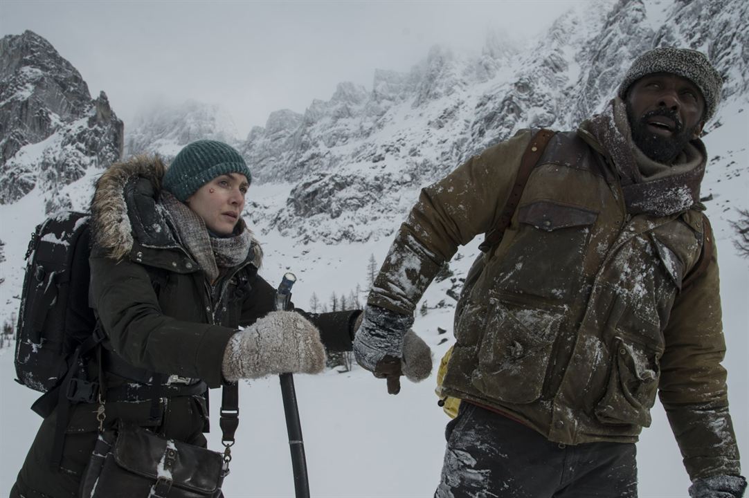 Zwischen zwei Leben - The Mountain Between Us : Bild Kate Winslet, Idris Elba