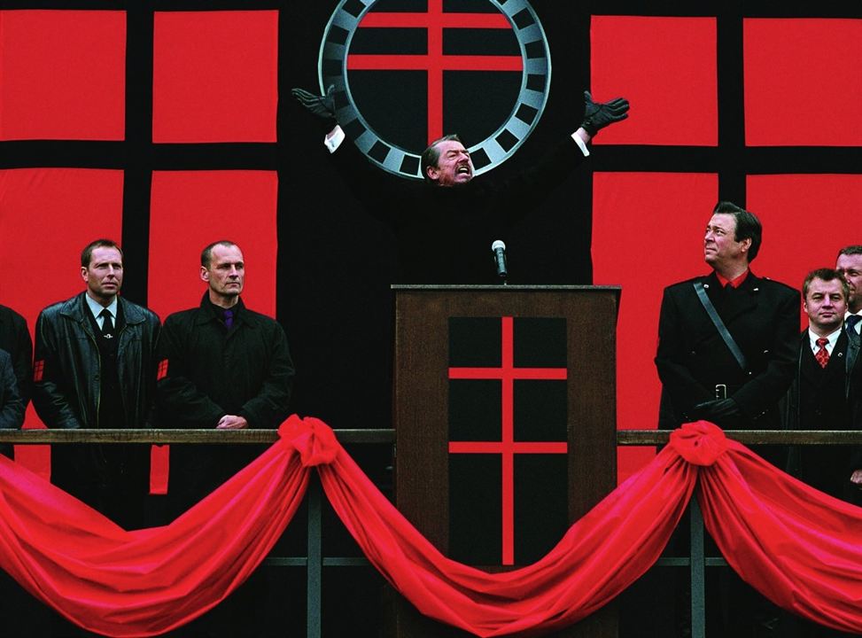 V wie Vendetta : Bild John Hurt, James McTeigue