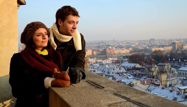 Little Baby Jesus : Bild Pavel Kríz, Aislinn Derbez