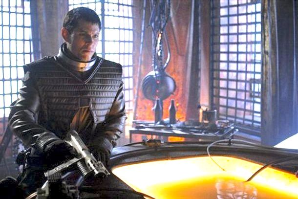 Battlestar Galactica: Auf Messers Schneide : Bild