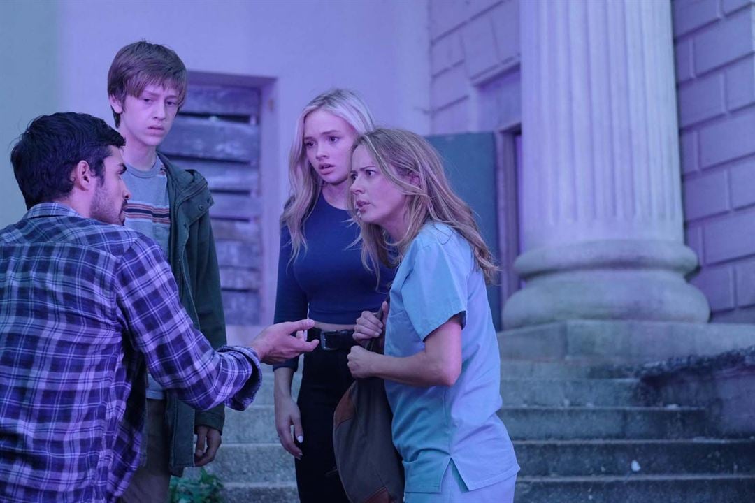 The Gifted : Bild Amy Acker, Percy Hynes-White, Natalie Alyn Lind