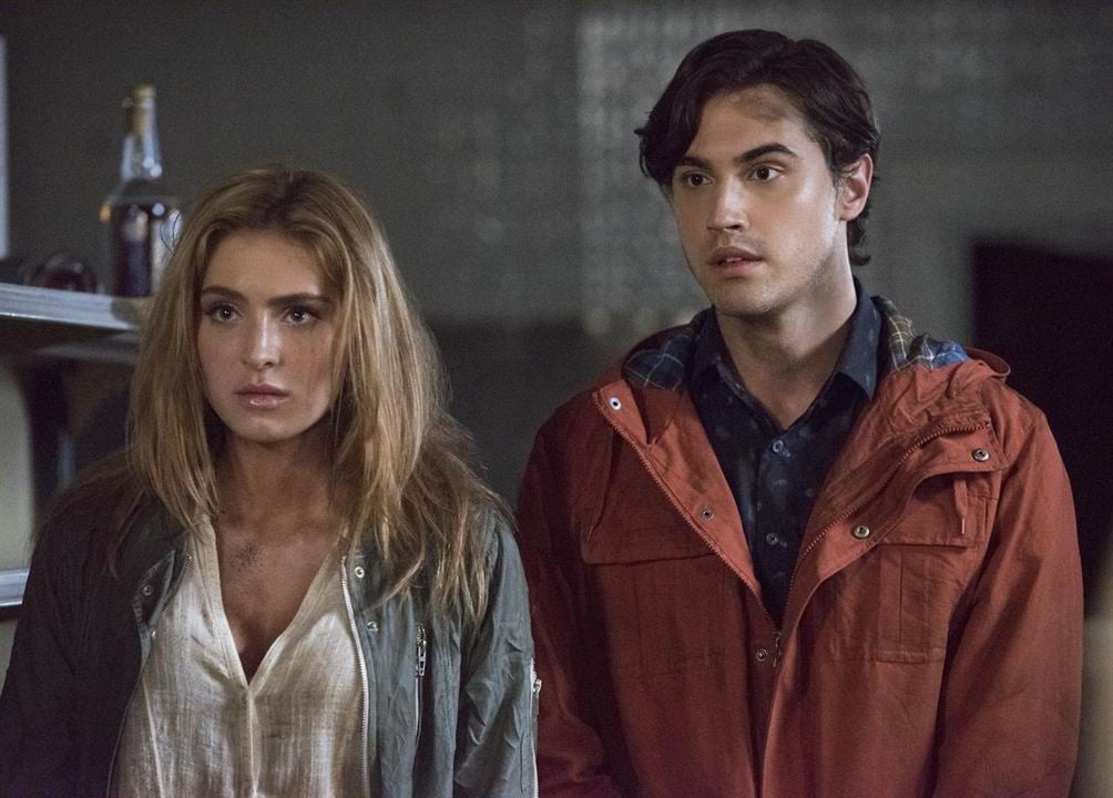 Freakish : Bild Ryan McCartan, Saxon Sharbino