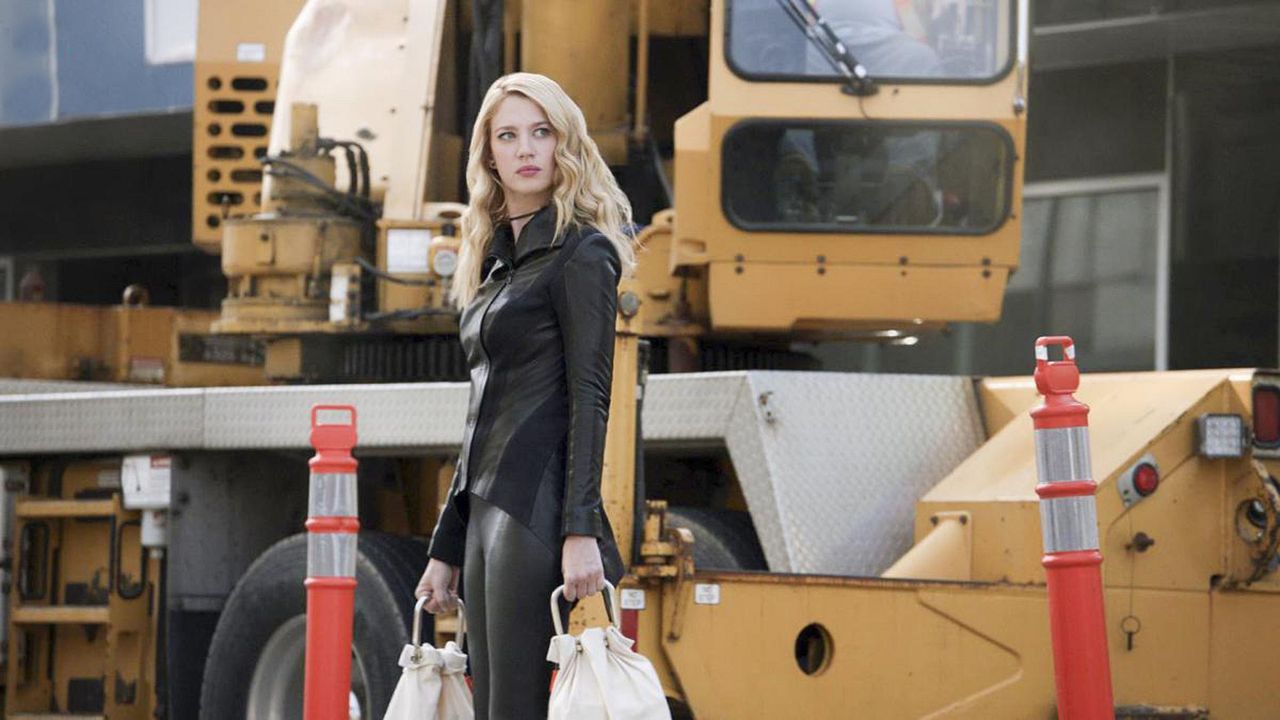 Supergirl : Bild Yael Grobglas