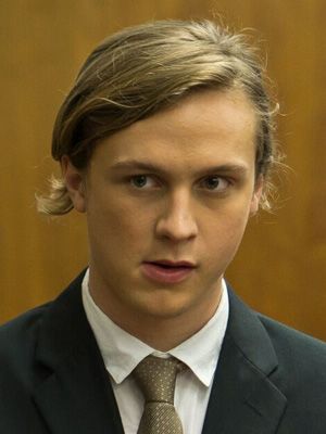 Kinoposter Logan Miller