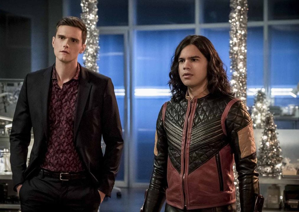 The Flash : Bild Hartley Sawyer, Carlos Valdes