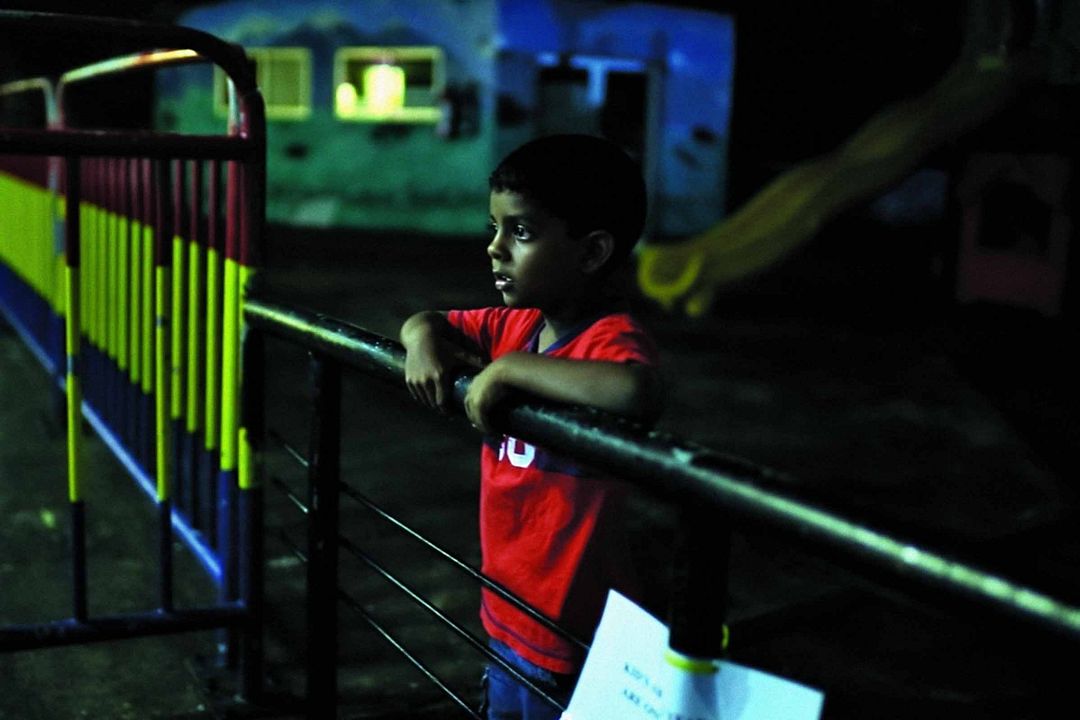 Demons in Paradise : Bild