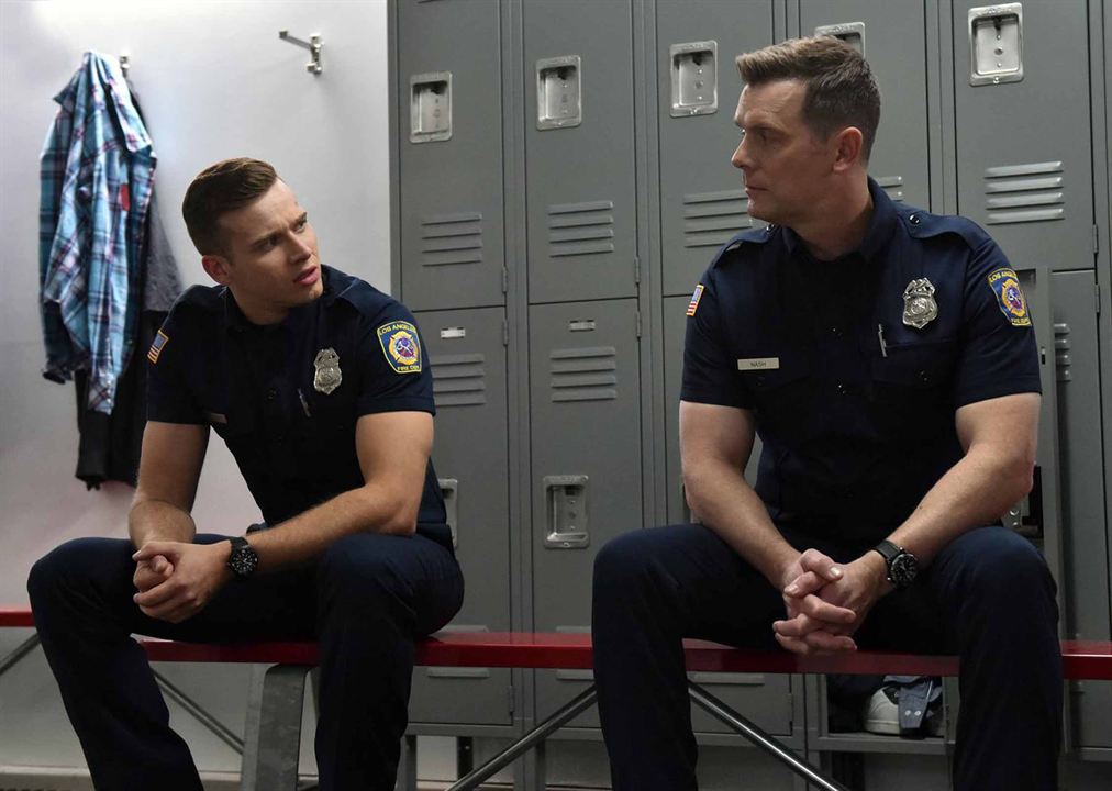 9-1-1 - Notruf L.A. : Bild Oliver Stark, Peter Krause