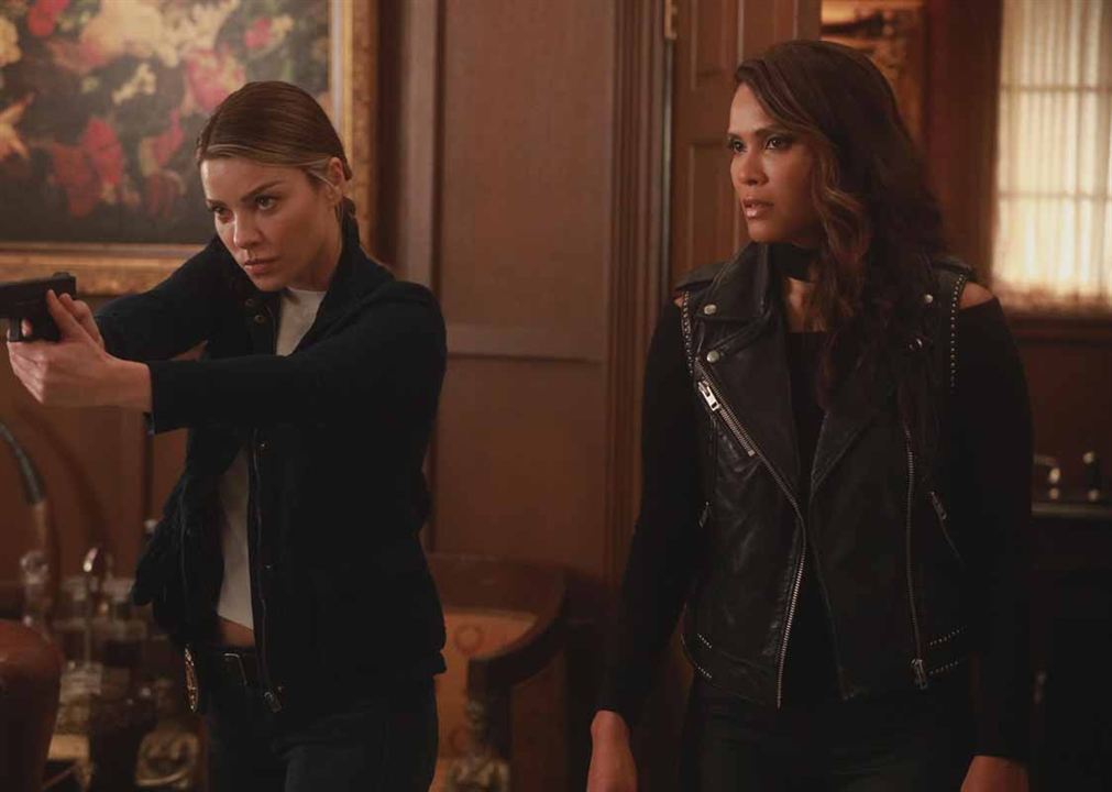 Lucifer : Bild Lauren German, Lesley-Ann Brandt