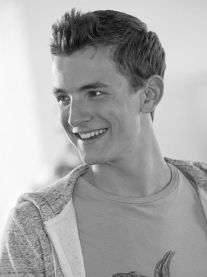 Kinoposter Titouan Laporte