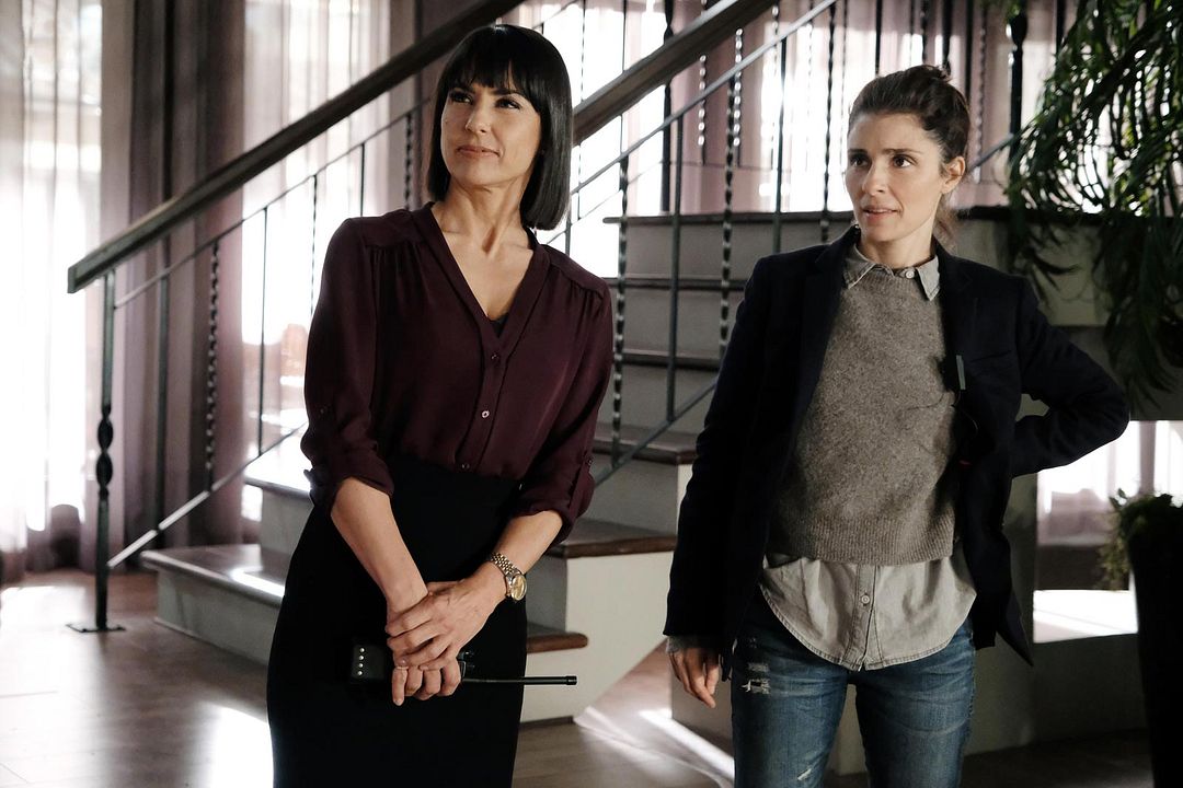 UnREAL : Bild Constance Zimmer, Shiri Appleby