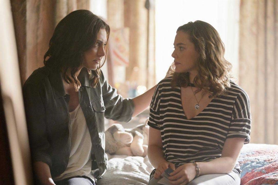 The Originals : Bild Phoebe Tonkin, Danielle Rose Russell