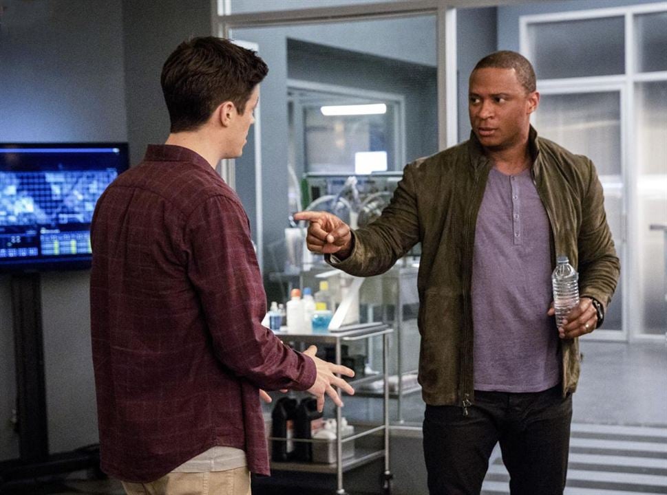 The Flash : Bild Grant Gustin, David Ramsey