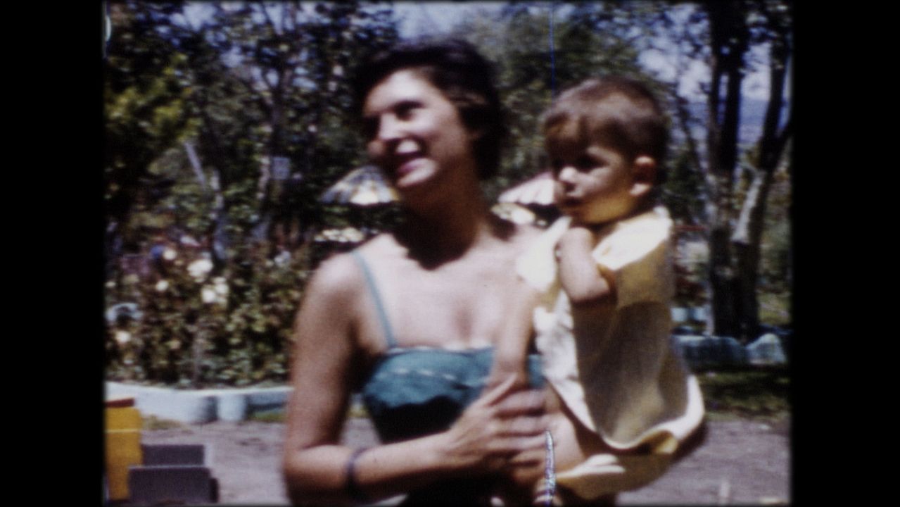 Un exilio: película familiar : Bild