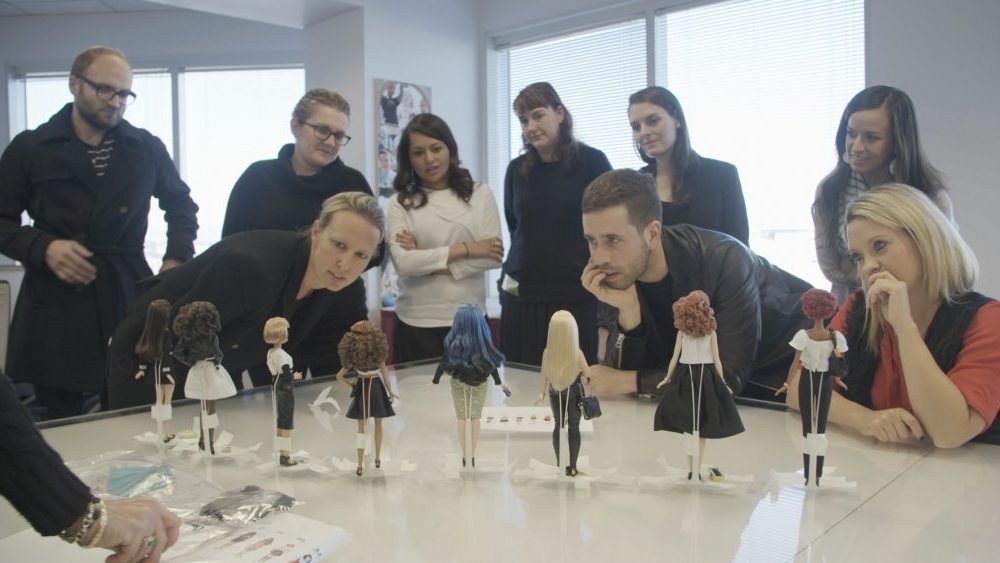 Tiny Shoulders: Rethinking Barbie : Bild