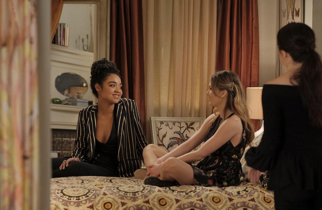 The Bold Type : Bild Meghann Fahy, Aisha Dee