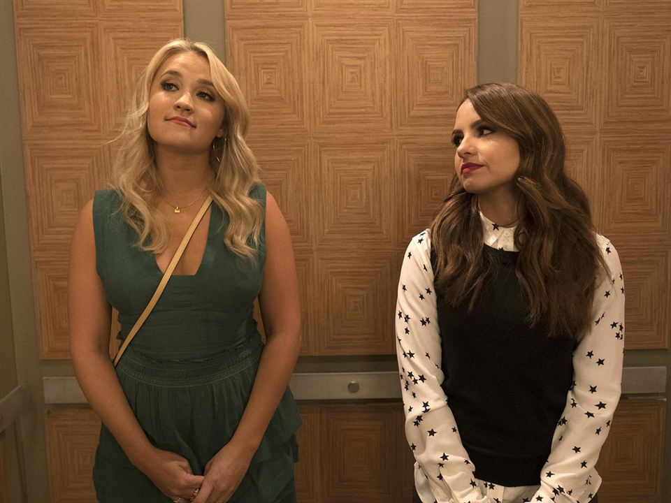Young & Hungry : Bild Emily Osment, Aimee Carrero