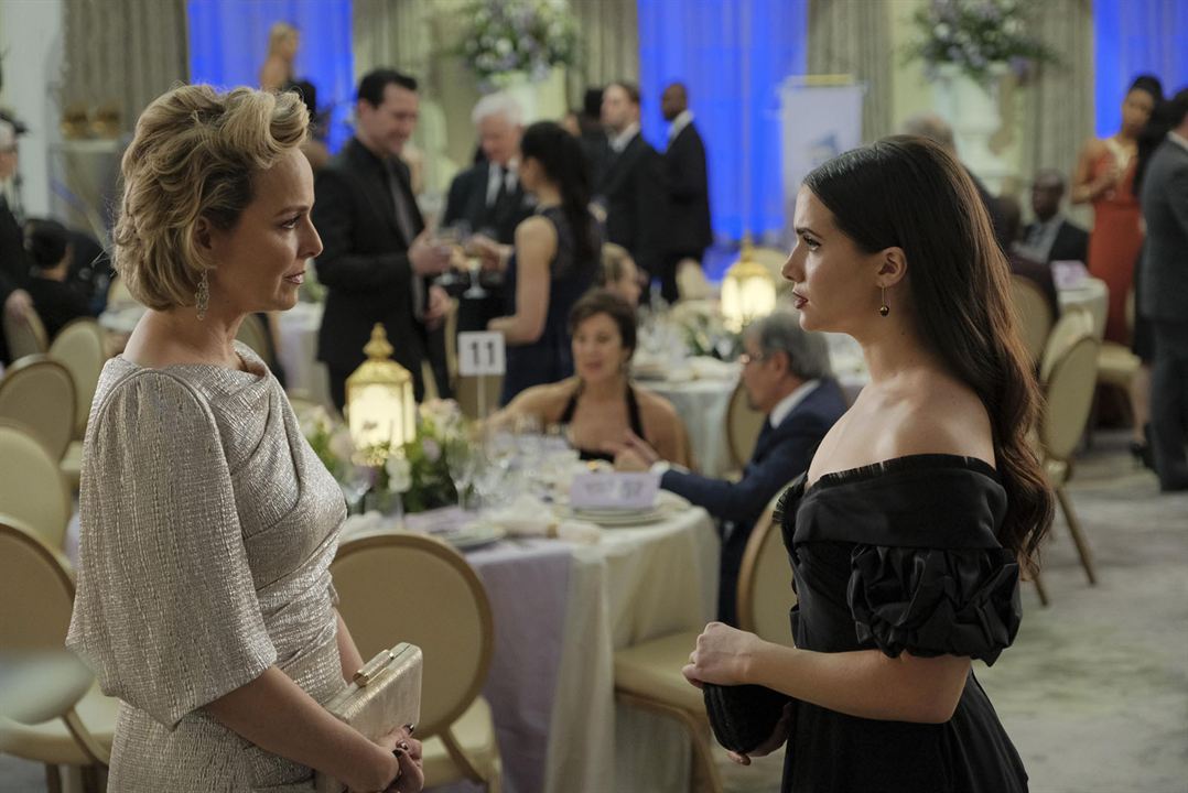 The Bold Type : Bild Katie Stevens, Melora Hardin