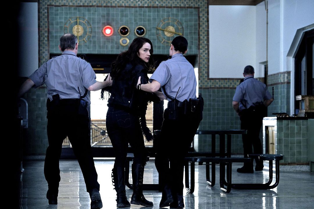 Wynonna Earp : Bild Melanie Scrofano