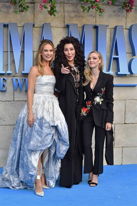 Mamma Mia 2: Here We Go Again : Vignette (magazine) Amanda Seyfried, Lily James, Cher