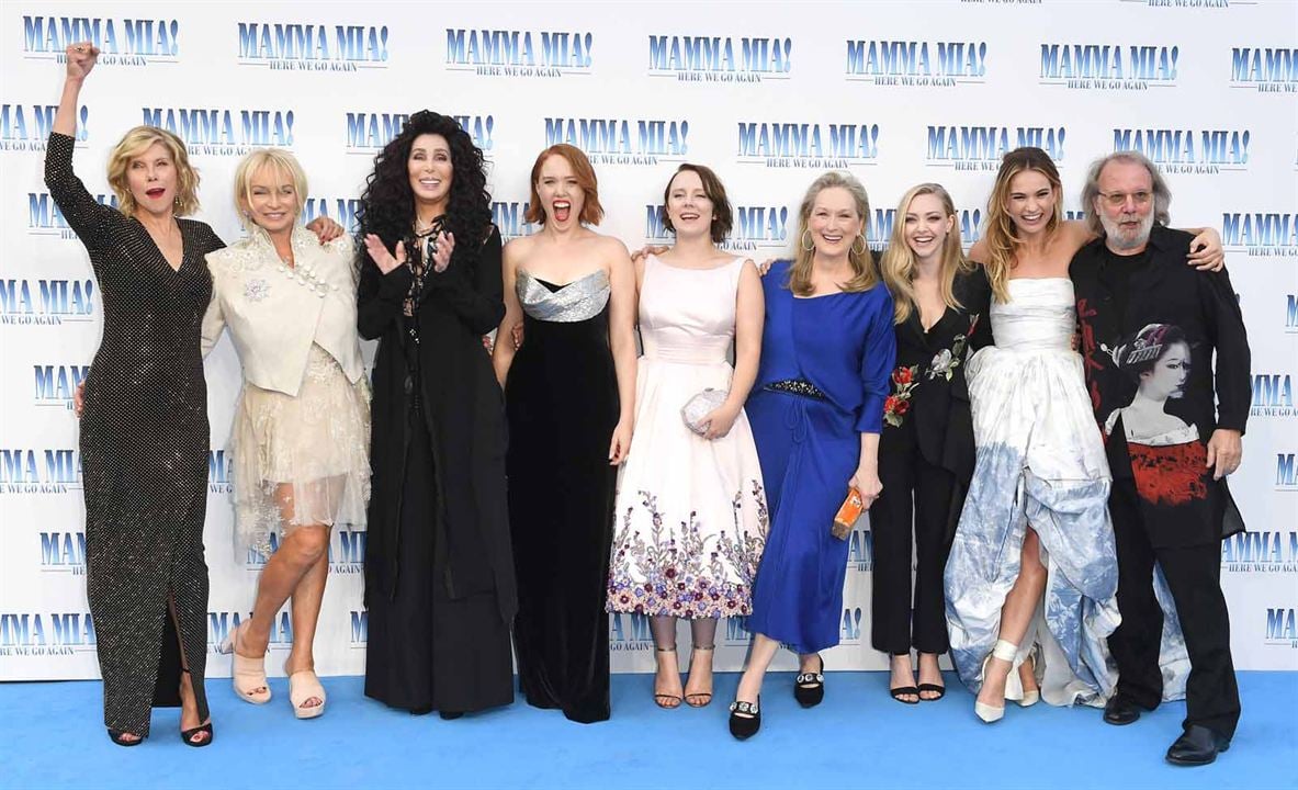 Mamma Mia 2: Here We Go Again : Vignette (magazine) Cher, Amanda Seyfried, Christine Baranski, Benny Andersson, Lily James, Alexa Davies, Jessica Keenan Wynn, Meryl Streep