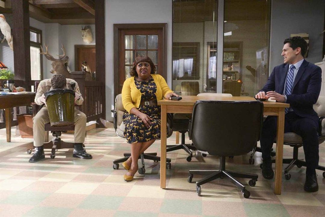 Trial & Error : Bild Sherri Shepherd, Nicholas D'Agosto